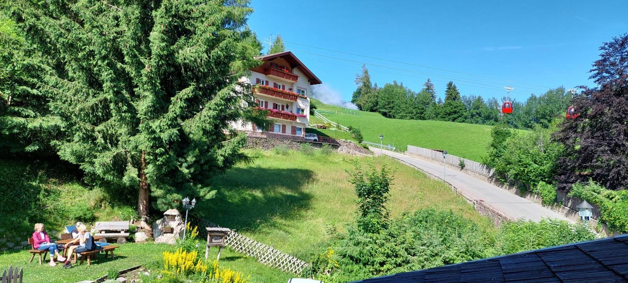 Garni Panoramik Ortisei Exterior foto